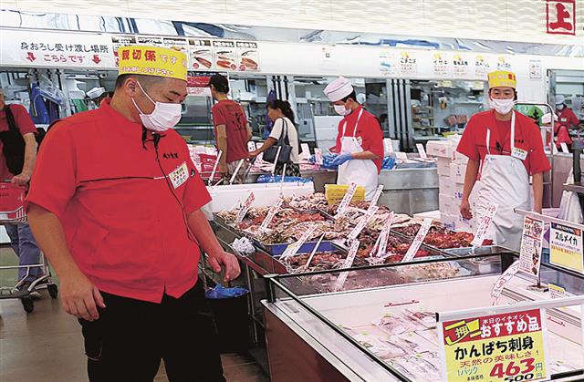 迷ったら黄色い帽子の「親切係」に尋ねよう