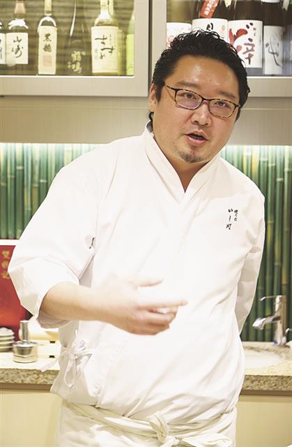 肉を焼かない焼肉屋への思いを語る石川氏